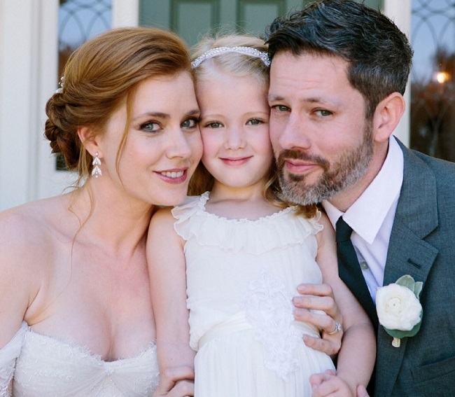 amy adams daughter aviana olea le gallo in between amy and her husband darren le gallo