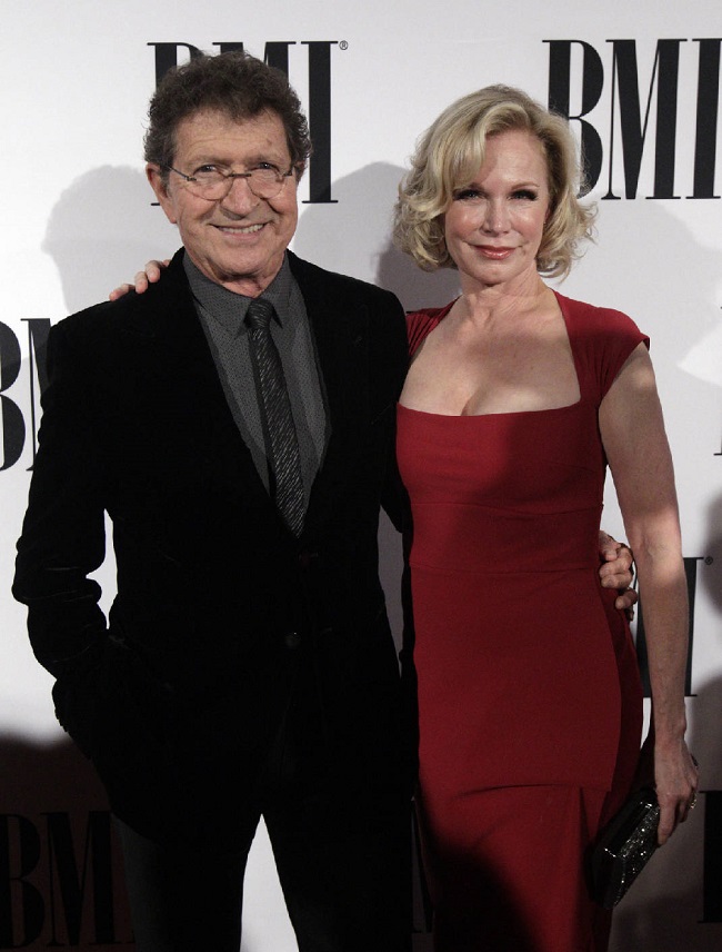 Mac Davis Died At 78 - Cause Of Death, Net Worth, & Married Life