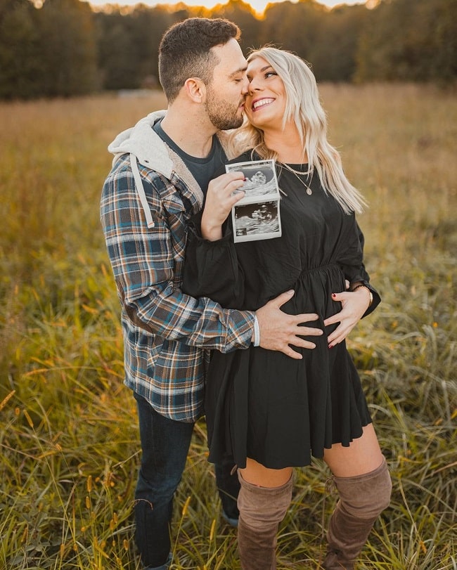 mark cuevas and girlfriend aubrey rainey revealed baby