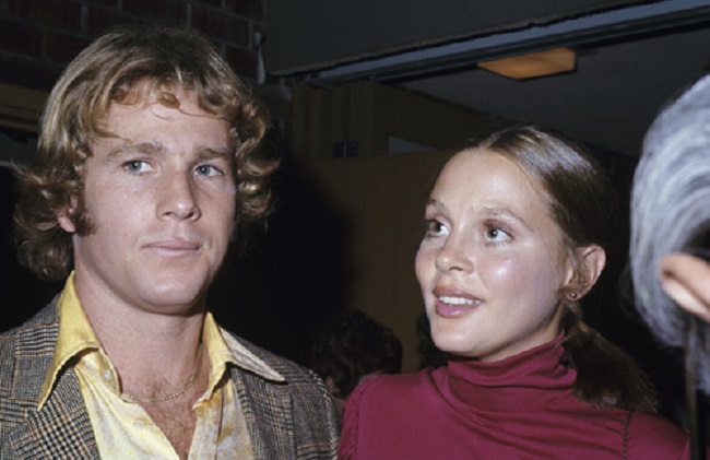 Ryan O'Neal and Leigh Taylor-Youngcirca 1970s© 1978 Gary Lewis