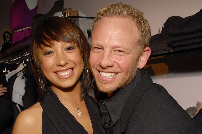 BEVERLY HILLS, CA - MARCH 21:  Dancer Cheryl Burke (L) and actor Ian Ziering pose at the opening celebration for the new Lisa Kline boutique on March 21, 2007 in Beverly Hills, California.  (Photo by Charley Gallay/Getty Images)