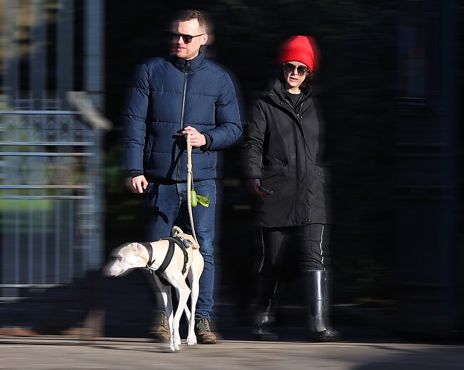 EXCLUSIVE: Lady Mary In Wellies! Michelle Dockery Swaps Downton Abbey Finery For A Pair Of Muddy Boots As She Walks Her Dog With Boyfriend Jasper Waller-Bridge.Michelle. who plays Lady Mary Crawley in Downton Abbey, was spotted strolling out of a West London park with Jasper and her four-legged friend.The actress sported all black, but added a pop of colour with a red woolly hat.Pictured: Michelle DockeryRef: SPL5283063 160122 EXCLUSIVEPicture by: SplashNews.comSplash News and PicturesUSA: +1 310-525-5808London: +44 (0)20 8126 1009Berlin: +49 175 3764 166photodesk@splashnews.comWorld Rights