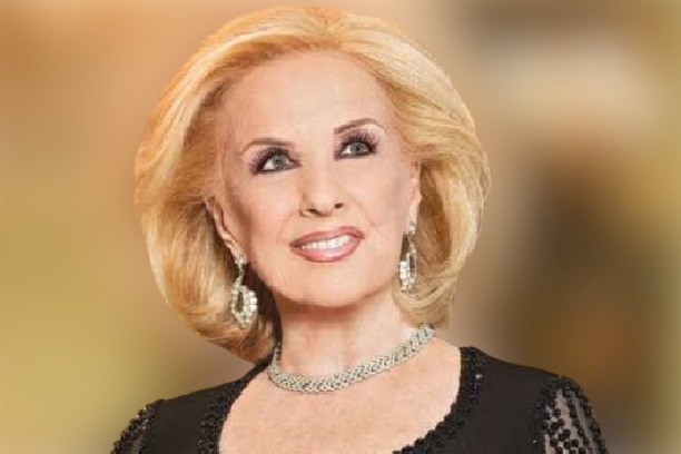 Mirtha Jung's Biography