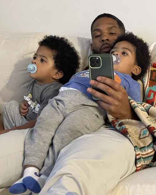 yasir-rosemond-with-his-sons.jpg